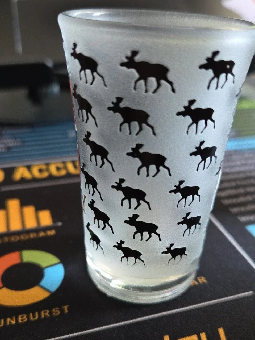Norway Flag Glass Shot Glass with Moose Design - Red/Blue/White
